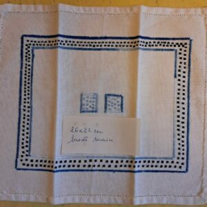 Napperon brodé main