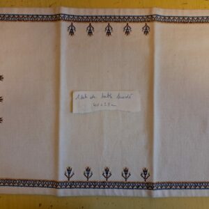 Set de table brodé