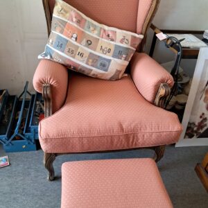 Fauteuil Voltaire + repose-pieds