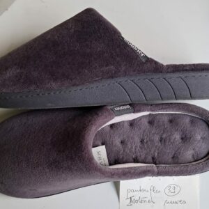 Pantoufles Isotoner neuves