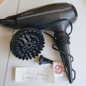 Sèche-cheveux